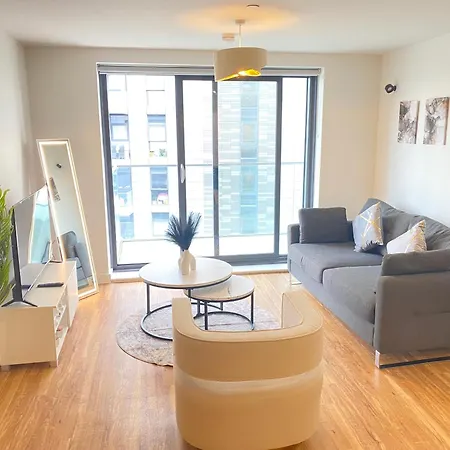 Luxury 2-Bed High-Rise In Manchester With Parking Buitenkant foto